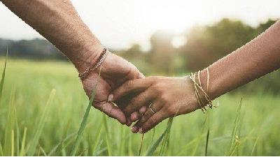 چگونه با همسر خود رابطه بهتری داشته باشیم