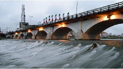 پل چشمه کیله یکی از جاهای تماشایی شهر تنکابن است