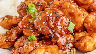 برای پخت مرغ کنجدی از فر استفاده کنید