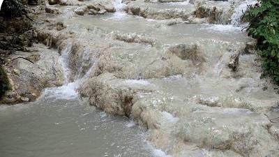 آبشار اسکلیم در سوادکوه استان مازندران قرار داد