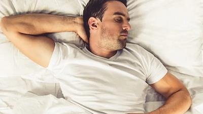 آیا خوابیدن روی تشک سفت ضرر دارد