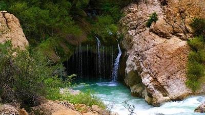 آبشار آب ملخ چه ویژگی هایی دارد