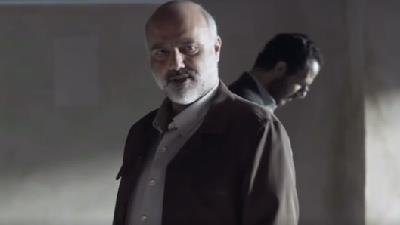 عکسی از فیلم شب، داخلی، دیوار