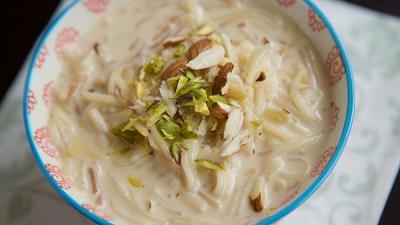 با طرز تهیه و دستور پخت فرنی ورمیشل آشنا شوید