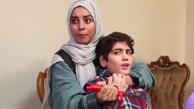 عکسی از سریال چسب زخم