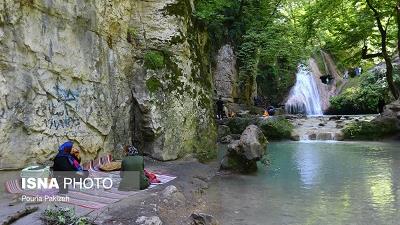 شرایط اقامت در آبشار لوه چگونه است