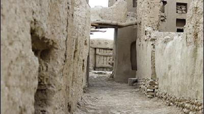 شهر ایزدخواست در استان فارس واقع شده است