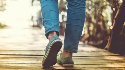 پیاده روی یکی از راهای داشتن زندگی سالم است