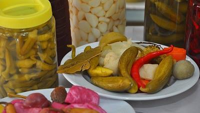 آیا مصرف ترشی مضر است