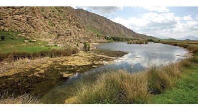 اطراف سراب نیلوفر جاهای دیدنی زیادی وجود دارد