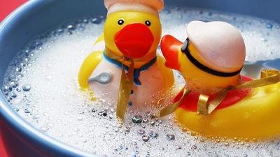 بهترین روش برای شستن اسباب بازی بچه ها