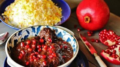 طرز تهیه خورشت سیر انار را یاد بگیرید