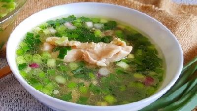 طرز تهیه و دستور پخت سوپ پیاز و مرغ را یاد بگیرید