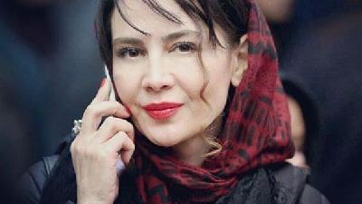 نگین صدق گویا بازیگر نقش فریبا در سریال تمام رخ