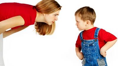 بچه من حرف گوش نمی کند چه کار کنم