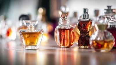 عطر زنانه ارزان از کجا بخریم