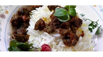 ایچ پیلاوی غذایی برنجی با جگر مرغ است