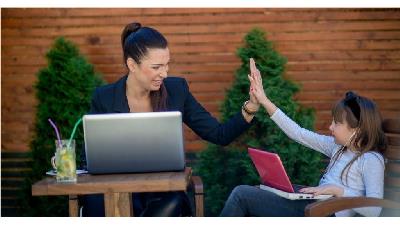 تأثیرات مثبت شاغل بودن مادر برای کودک