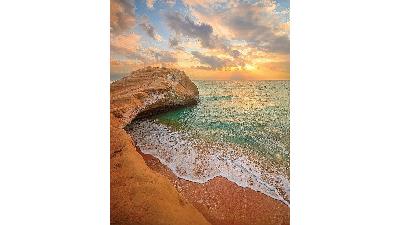 روستای بنود در نزدیکی عسلویه واقع شده است