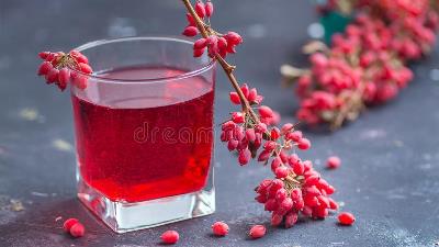 روشی برای تهیه آب زرشک خانگی