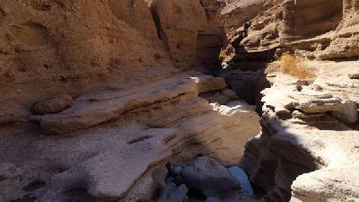 دره کال جنی از جاذبه های گردشگری طبس است