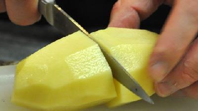 ترفندهایی برای سیاه نشدن سیب زمینی