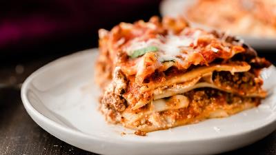 طرز تهیه سس برای لازانیا را یاد بگیرید