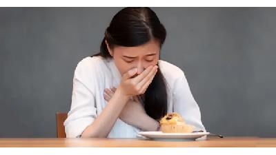 برای درمان مسمومیت غذایی چی بخوریم
