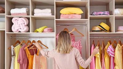 کمد لباس مرتب