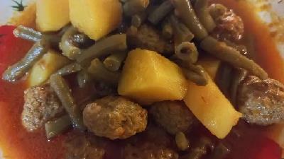 با گوشت قلقلی خوراک سیب زمینی درست کنید