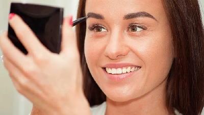 میکروبلیدینگ ابرو