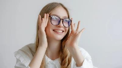 بهترین برندهای عینک کاور دار