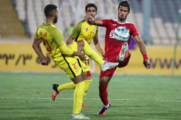 محرومیت پرسپولیس و استقلال و ۷ باشگاه دیگر از استفاده از بازیکنان جدید