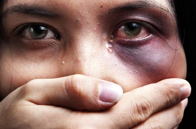 بررسی لایحه تامین امنیت زنان در برابر خشونت در کمیسیون قضایی دولت