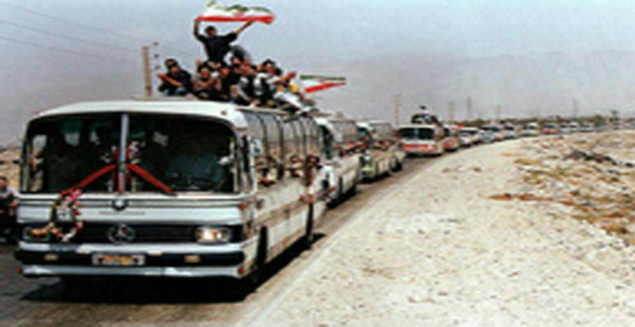 اینفوگرافی از بازگشت آزادگان به کشور 