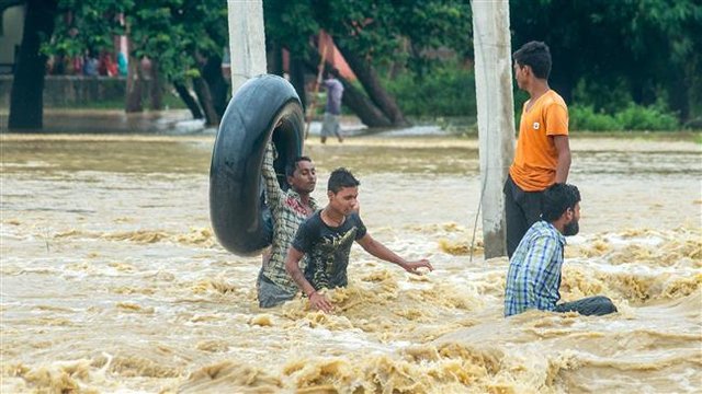 باران‌های موسمی به فاجعه انسانی در جنوب آسیا منجر شده است