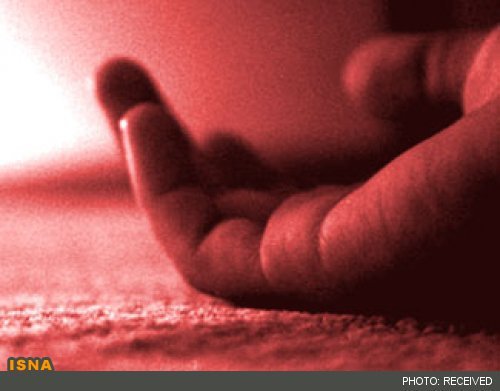 دختر جوان بعد از کشته‌شدن مادرش 15 ساعت کنار جسد او تنها ماند