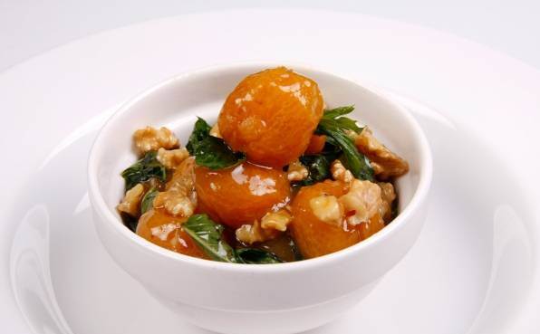 آشپزی / طرز تهیه سالاد آلو و گردو