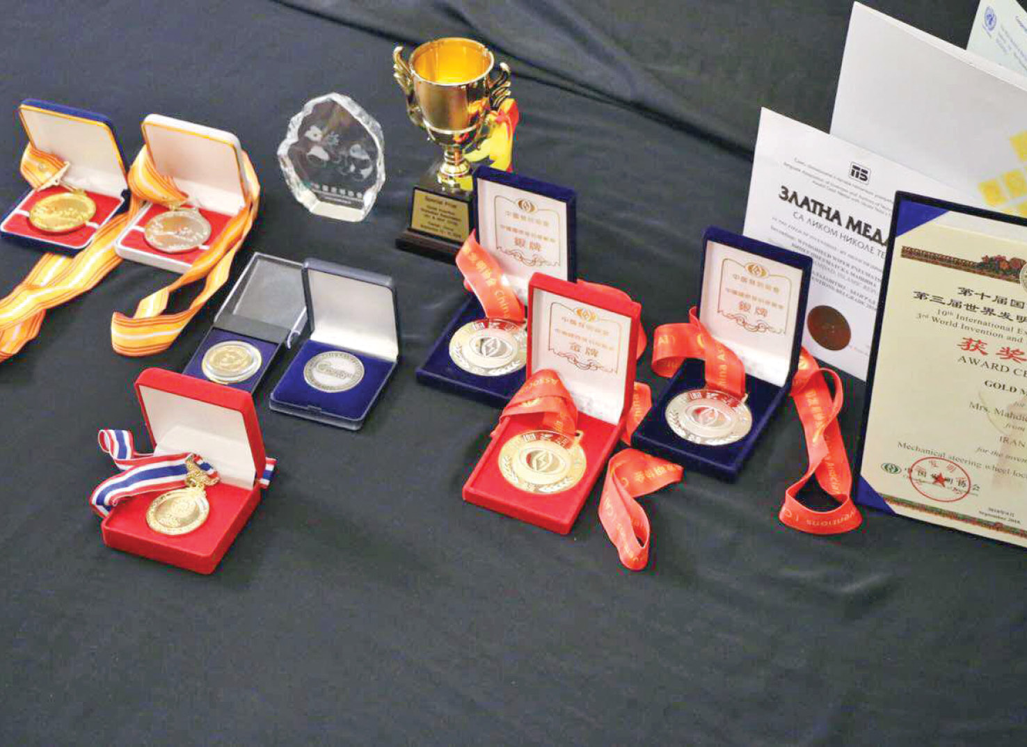 گفت‌وگو با زوج مخترع برنده چندین جایزه بین المللی اختراعات: ازدواج سرعت پیشرفت‌مان را بیشتر کرد