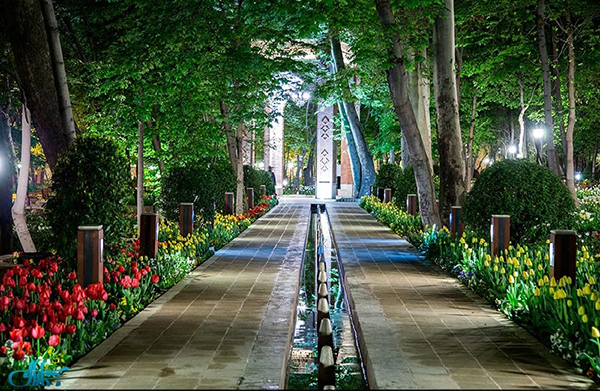 پیشنهادهای ویژه برای گردش شبانه در تهران