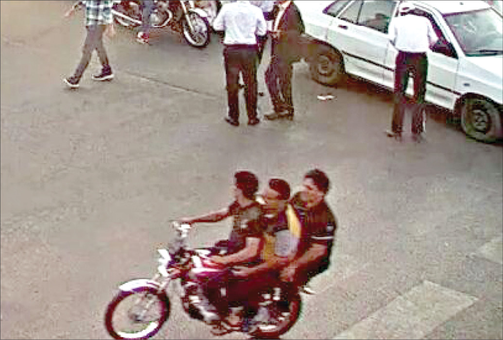 پلیس در تعقیب موتورسوار متهم به قتل طلبه مشهدی