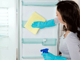 بهترین روش برای تمیز کردن یخچال در خانه تکانی