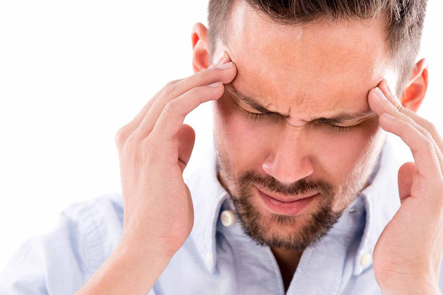 چگونه می‌توان سردردهای میگرنی را کاهش داد و درمان کرد؟