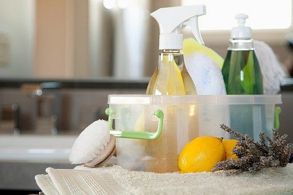 معرفی بهترین شوینده‌های غیرشیمیایی برای نظافت و خانه تکانی