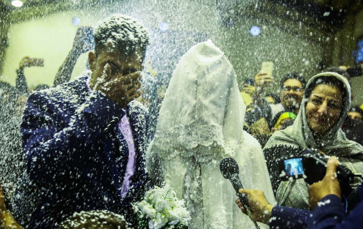عروسی زوج سیل زده در آق قلا