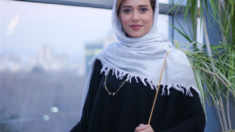 بیوگرافی کامل پریناز ایزدیار