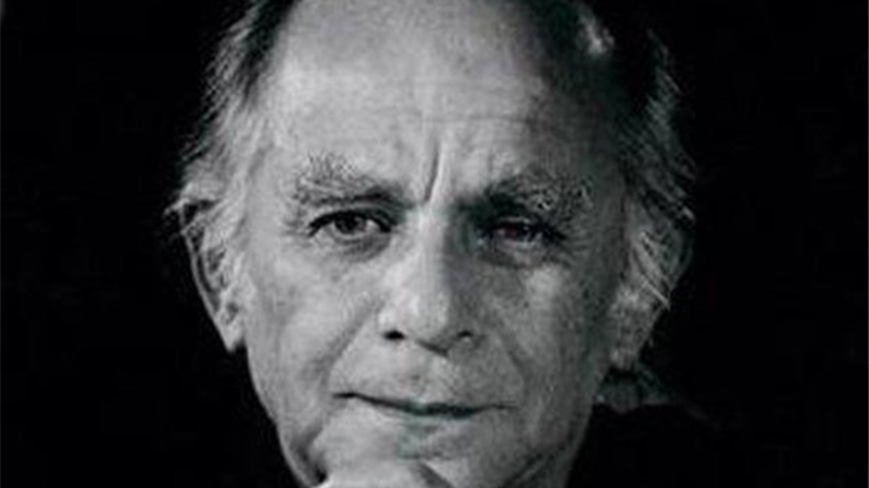 شعری عاشقانه از فریدون مشیری/ می‌خواهم و می‌خواستمت، تا نفسم بود