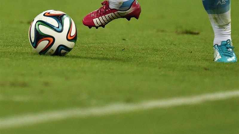 قرارداد‌های میلیاردی حاصل ولنگاری مالی فوتبال