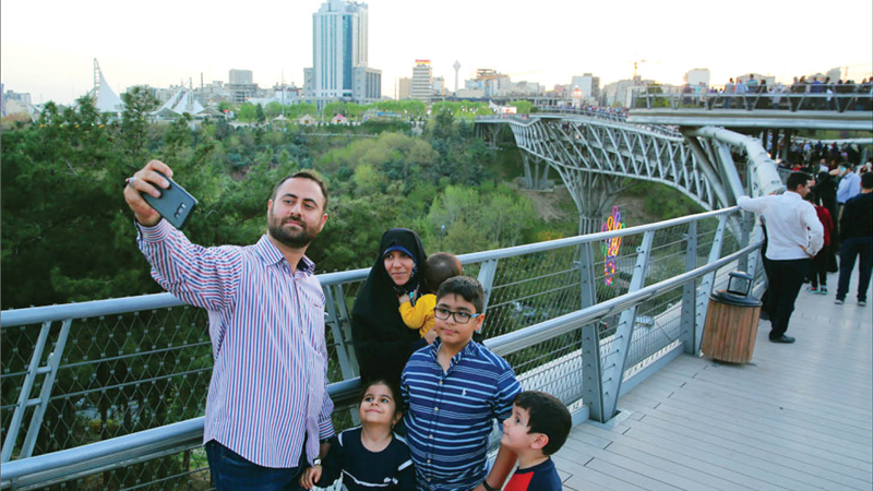 13 نکته کلیدی برای این‌که خانواده‌ای خوشبخت باشیم