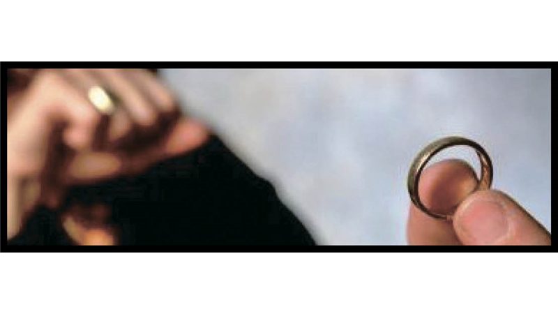 دوستی‌های‌خیابانی شوهر، دلیل طلاق